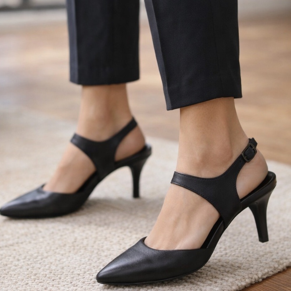 Women's Black Pointed-Toe Slingback Heels